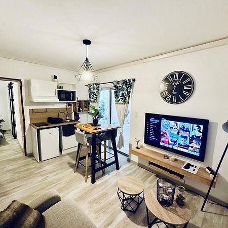 Apartamento Alena Bourg-Saint-Andéol Exterior foto